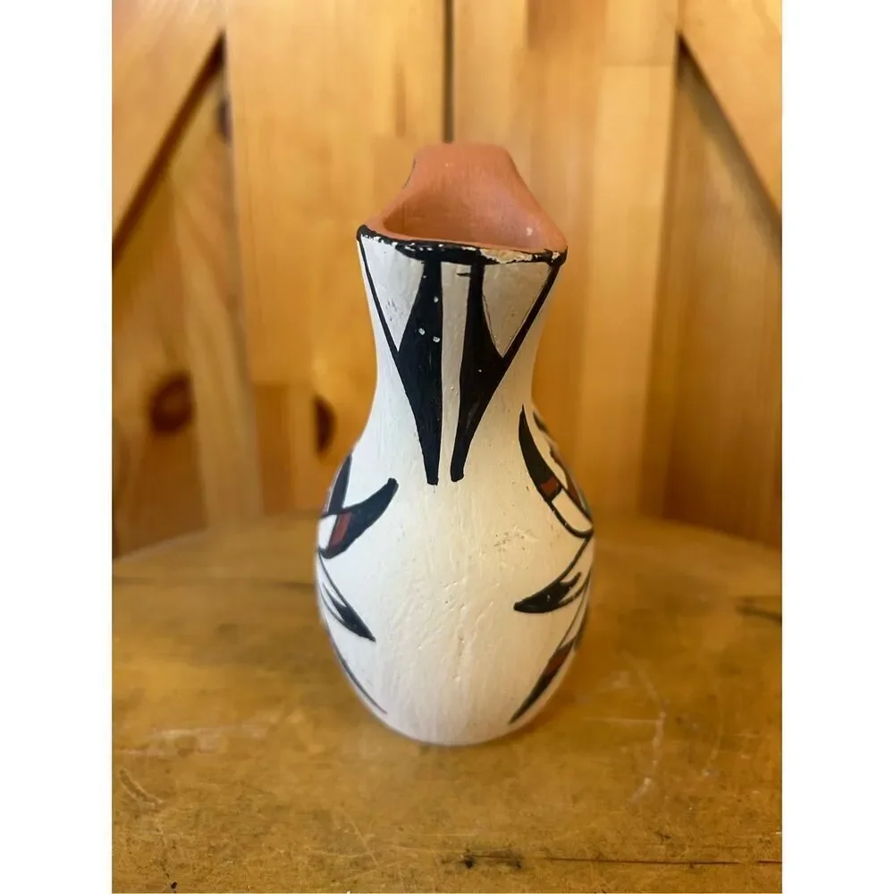 Jemez Pueblo Pottery Wedding Vase Native American New Mexico  (8229)